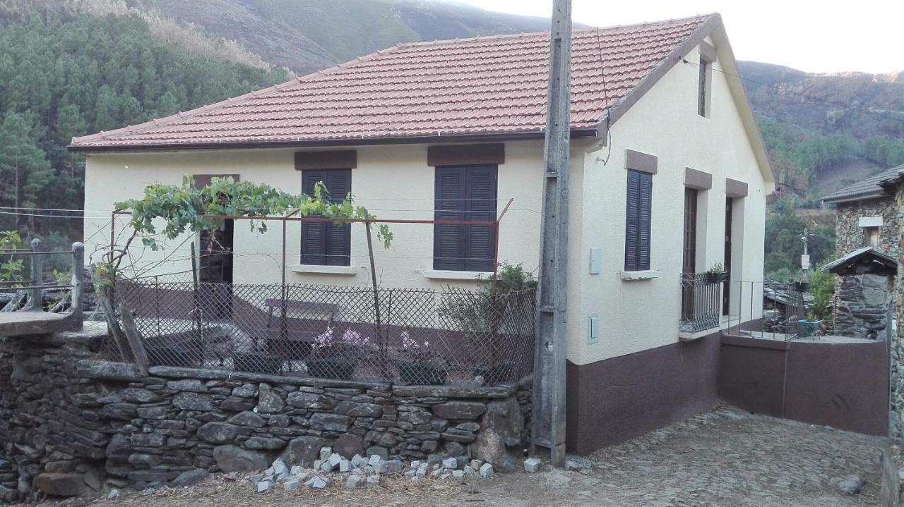 Appartement Casa Bernaldo à Covas do Monte Extérieur photo